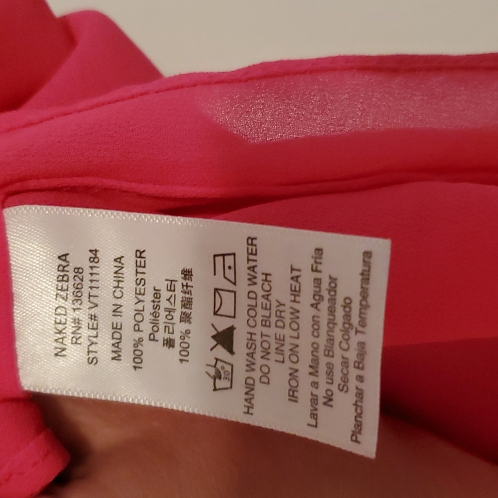 Hot pink flowy tank top from Naked Zebra, Size SMALL - Picture 4 of 4